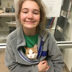 Meet your Posher, Cami